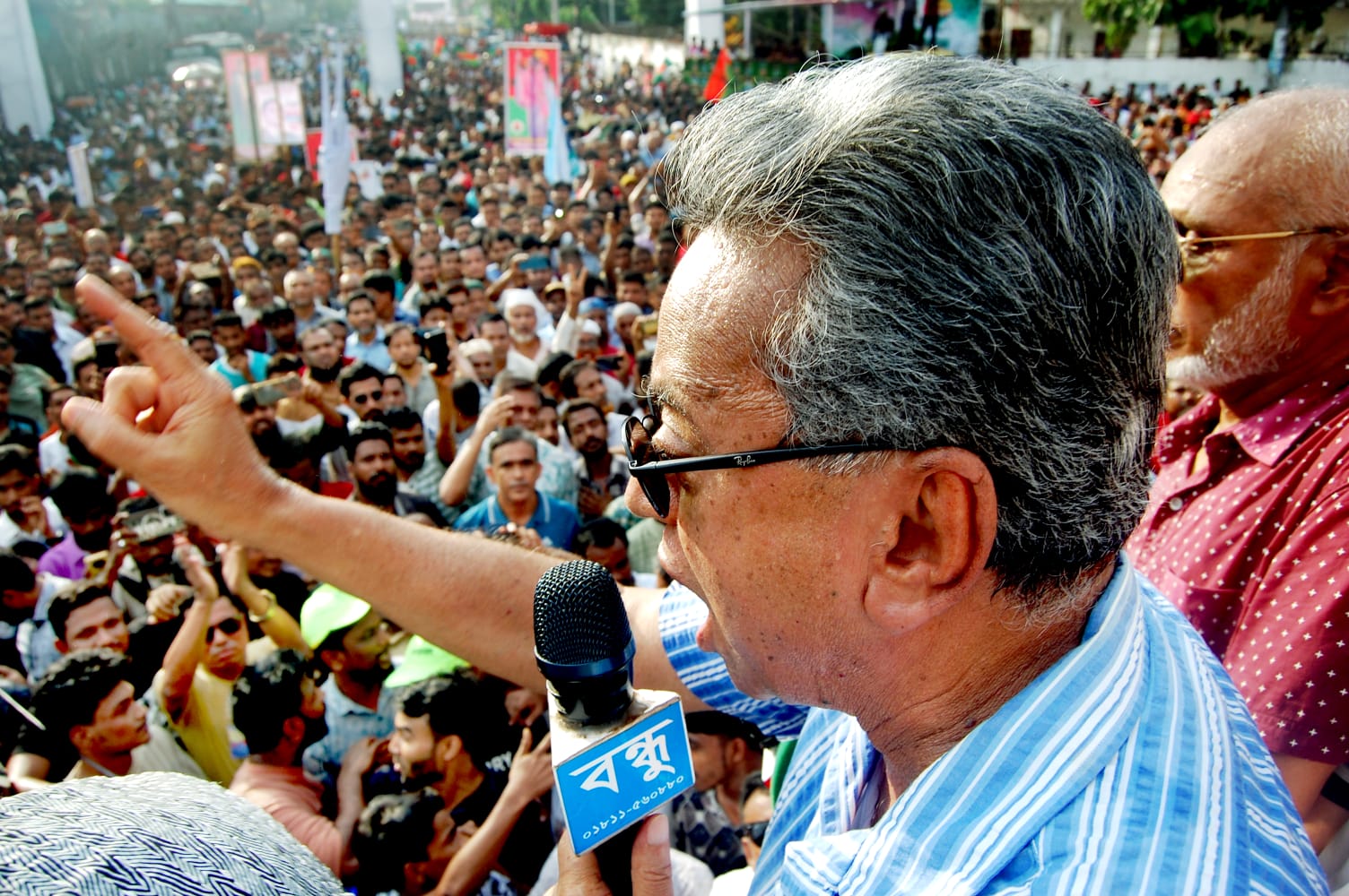 সুষ্ঠু নির্বাচনের মাধ্যমেই গণতন্ত্র ফিরবে: আমীর খসরু মাহমুদ চৌধুরী