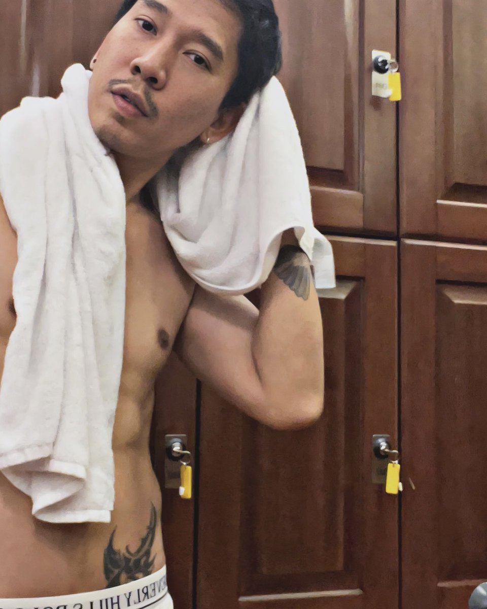 Pohm (@ohmroom) on Twitter photo 