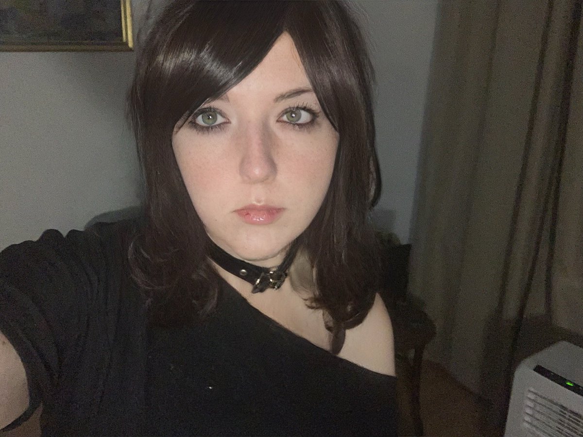 Girlkisser JoJo fangirls not following me as a WLW content creator will always be my personal 9/11