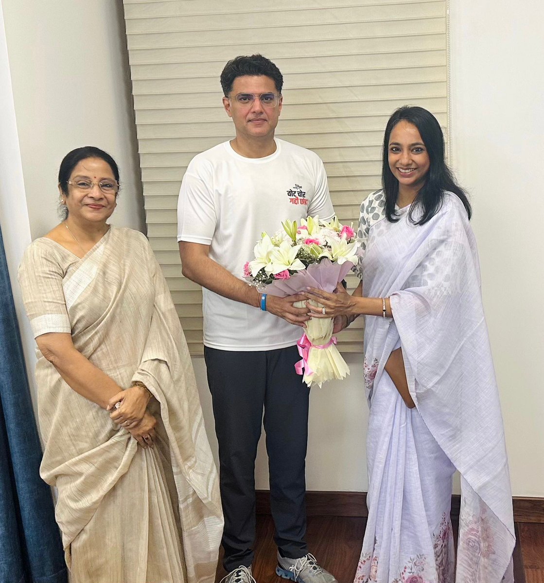 Ashish Rajasthala (@ashishinc10) on Twitter photo <a href="/SachinPilot/">Sachin Pilot</a> जी को स्व. पूर्व CM शिवचरणमाथुर जी की जन्मशताब्दी वर्ष पर आयोजित प्रतिमा अनावरण एवं श्रीमती सुशीलादेवी माथुर जी की प्रतिमा अनावरण ,श्री शिवचरणमाथुर विकास एवं सेवासंस्थान कार्यालय उद्घाटन हेतु आमंत्रण दिया उन्होंने स्वीकार कर 8 अक्टूबर को भीलवाड़ा आगमन की स्वीकृति दी <a href="/SachinPilot/">Sachin Pilot</a> जी को स्व. पूर्व CM शिवचरणमाथुर जी की जन्मशताब्दी वर्ष पर आयोजित प्रतिमा अनावरण एवं श्रीमती सुशीलादेवी माथुर जी की प्रतिमा अनावरण ,श्री शिवचरणमाथुर विकास एवं सेवासंस्थान कार्यालय उद्घाटन हेतु आमंत्रण दिया उन्होंने स्वीकार कर 8 अक्टूबर को भीलवाड़ा आगमन की स्वीकृति दी