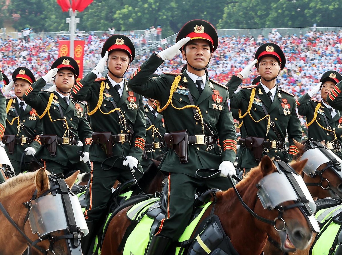 [1/2] 🇻🇳 A show of force from the People’s Public Security, featuring formations of different units and specialised vehicles, at the grand parade celebrating Việt Nam's 80th National Day (September 2) at Ba Đình Square, Hà Nội.
📸 VNA/VNS Photos