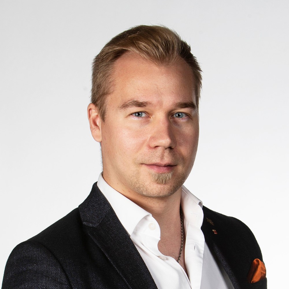 MTK:n maankäytön asiantuntija Juho Ikonen näkee nykyisessä kaavoitusjärjestelmässä perustuslaillisia ongelmia. "Ne koskevat erityisesti maanomistajien omaisuudensuojaa sekä osallistumisoikeuksia, kun julkinen valta ohjaa maankäyttöä. Valitettavasti ympäristöministeriön