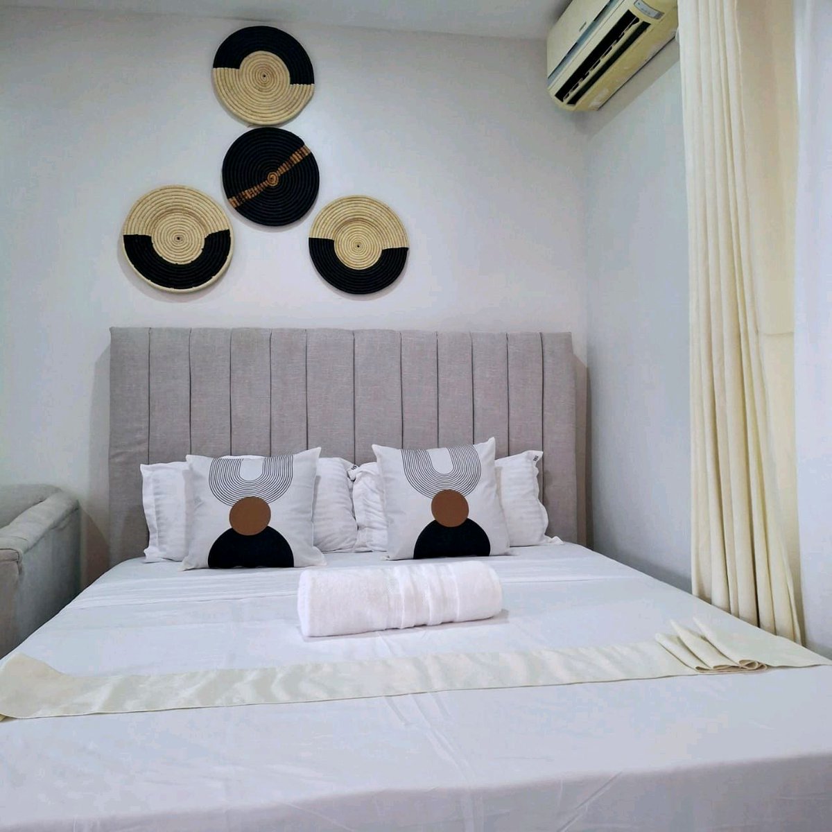 joymws's tweet photo. 🌴✨ Diani is calling… Will you answer?
Stay in our cozy studio from only Ksh 3,500/night.

📍 Perfect for couples &amp; solo travelers
🏝️ Just minutes from the beach
🌞 Relax, explore &amp; unwind

📩 Book now and make memories 
📞 Call/WhatsApp: +254 723 716 560 https://t.co/qdnhaDbZU3