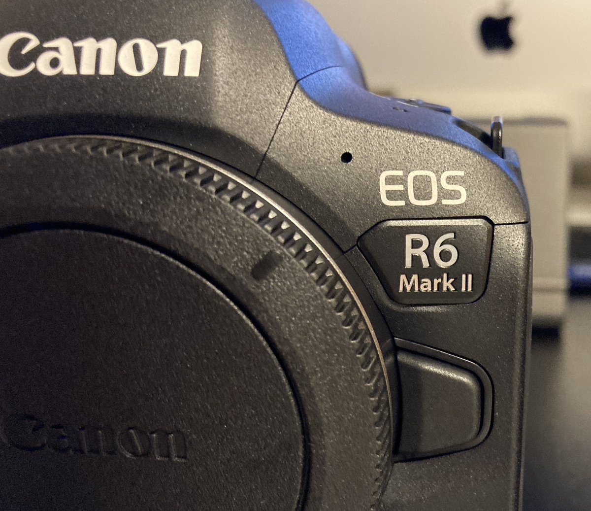 Canon EOS R6 Mark Ⅱを手放す時は、下取り価格+2万円で。