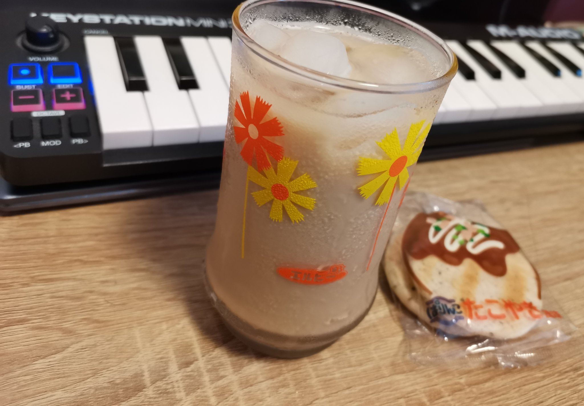 りこページ オサジ コンフォータブル ベースコート
