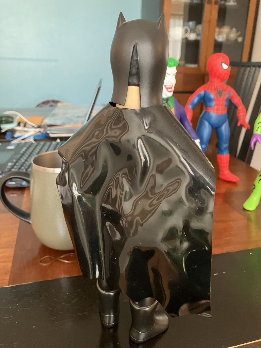 animalfigurine's tweet image. バットマン！

メディコムレトロソフビ5体目です。
箱入りだと海外のサイトで3万とか4万とかなんで、裸で妥協しました。
面取れでいい感じ！

#メディコムトイ
#バットマン
#dcコミック