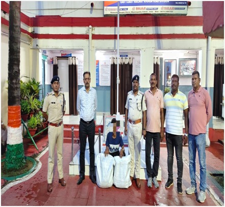 Operation NARCOS:- On 01.09.2025, RPF/Khurda apprehended 01 male Ganja peddler with recovery of 14.600 Kgs of Ganja  Rs. 1,46,000/- from Khurda Road Railway Station. The apprehended person with seized ganja was handed over GRPS/KUR where a case has been registered against him.