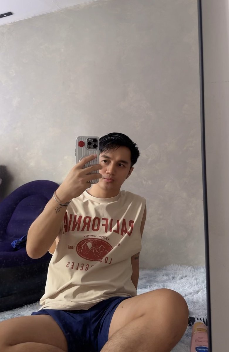 🤳
