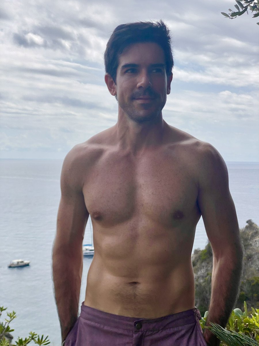 Alvaro I tweet media