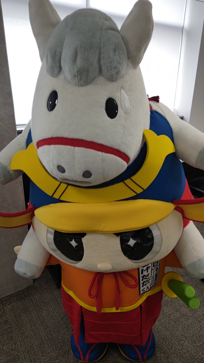 あ。
いつの間にか９月になってるただぁ～💦
秋はなんだか忙しいただね…こんな暑いのに秋ただよ🍂
困った困った(´・ω・`)💦
１日遅れちゃったけど…（安定の遅刻…🙅）
今月もよろしくおねぎぃしますただぁ✨(｡´•ω•)｡´_ _))✨
#深谷市 #しげただくん 
#9月なのに暑いただね #バテ気味注意