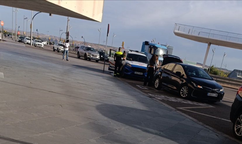 No todo vale en el sector del transporte de viajeros. Las VTC intrusivas e ilegales continúan siendo objeto de inspecciones. <a href="/Uber_ES/">Uber España</a> <a href="/cabify_espana/">Cabify España</a> <a href="/boltapp/">Bolt</a> no triunfarán en Zaragoza. #ZaragozaEsTaxi