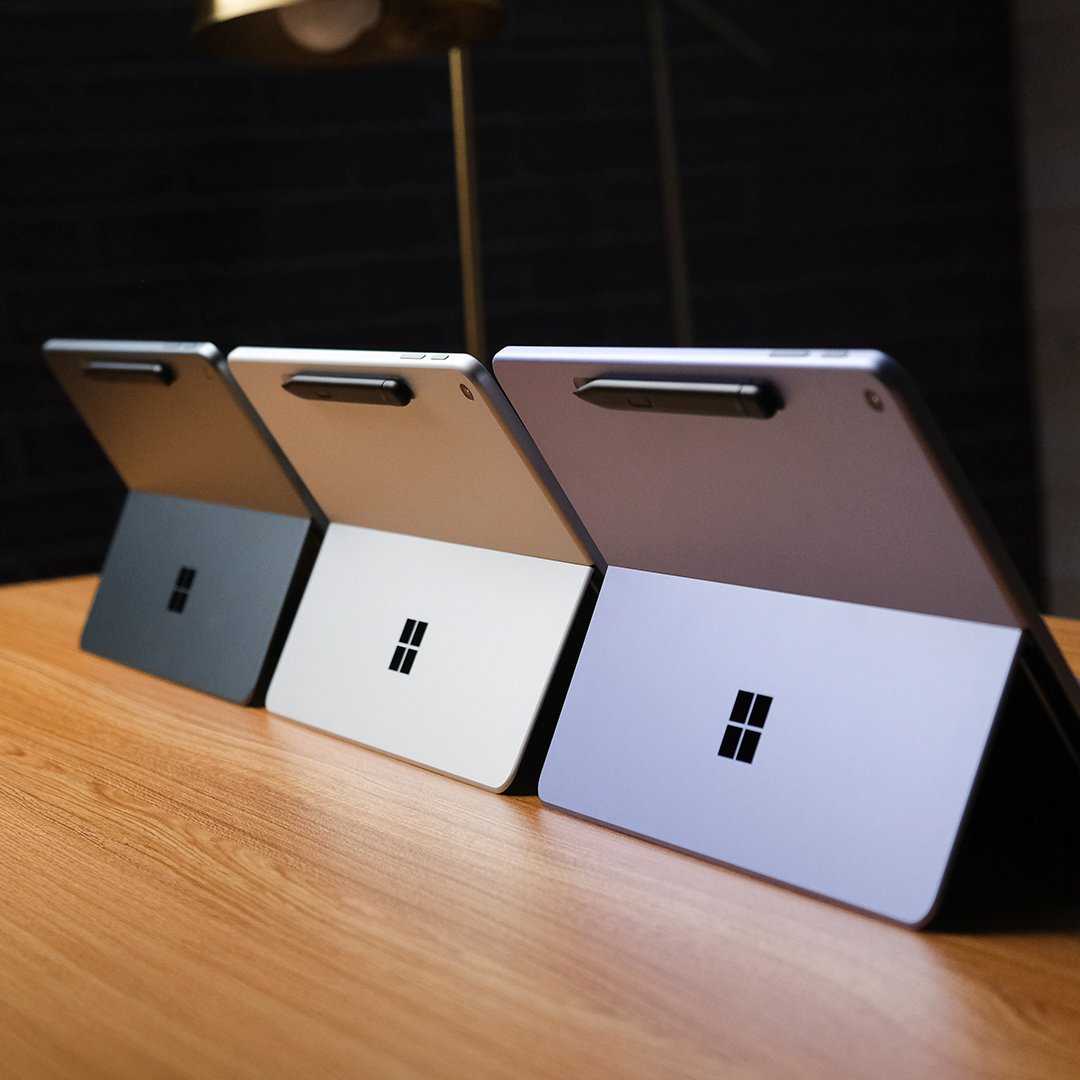 SurfaceJP's tweet image. ◤￣￣￣￣￣￣￣￣￣￣￣￣
　Surface Pro 12 インチ💻
＿＿＿＿＿＿＿＿＿＿＿＿◢

🔹バイオレット
🔹オーシャン グリーン
🔹プラチナ

本体、キーボードともに 3 色展開🎨
お好きなコーディネートをお楽しみください🌈

🔗詳しくはこちら👀
msft.it/6011sdX6P

#Surface #CopilotPC
