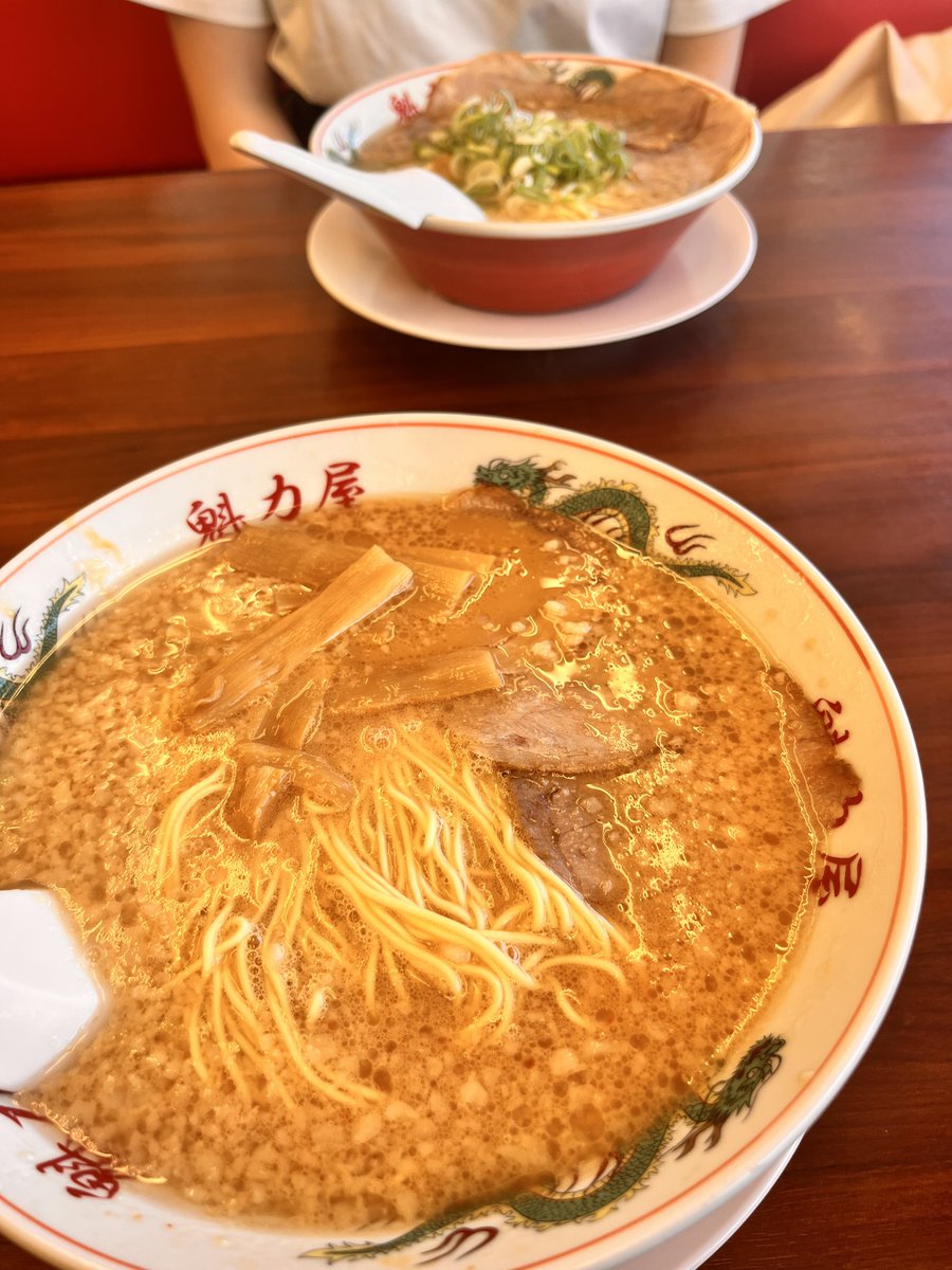ﾜｧ───ヽ(*ﾟ∀ﾟ*)ﾉ───ｲ