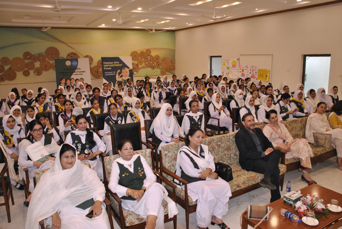 Pakistan Girl Guides tweet media