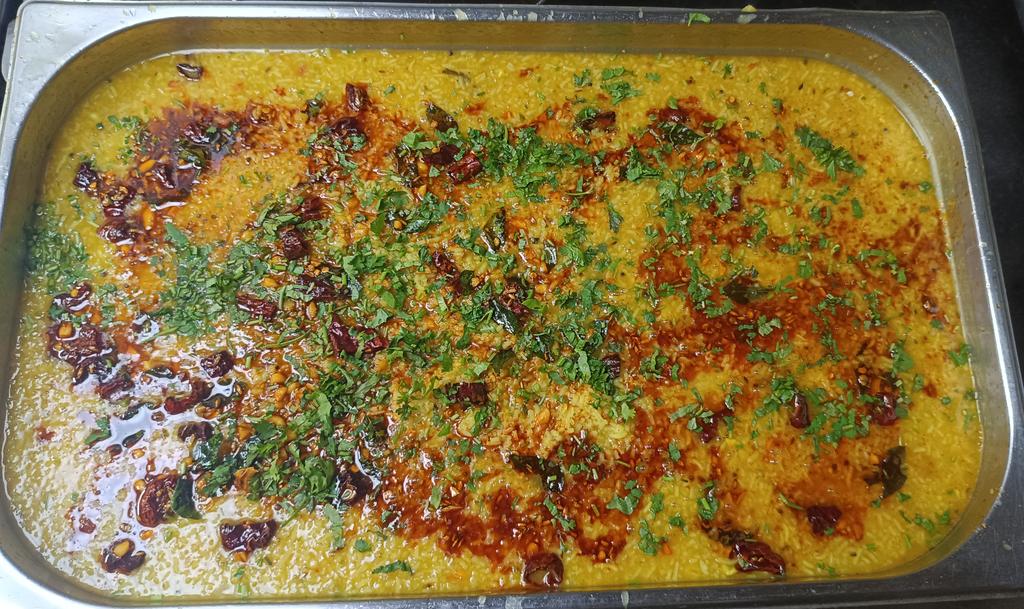 Bishnumohan Mallik (@bishnumoha68721) on Twitter photo Special dal khichdi with kolapuri
Tadaka
Location zee media📺 lower parel
Mumbai 🌧👈
Khane ke rehega contact
Zeecanteen@143.in.co
I love the place❤ 💓💕💞🌷 Special dal khichdi with kolapuri
Tadaka
Location zee media📺 lower parel
Mumbai 🌧👈
Khane ke rehega contact
Zeecanteen@143.in.co
I love the place❤ 💓💕💞🌷