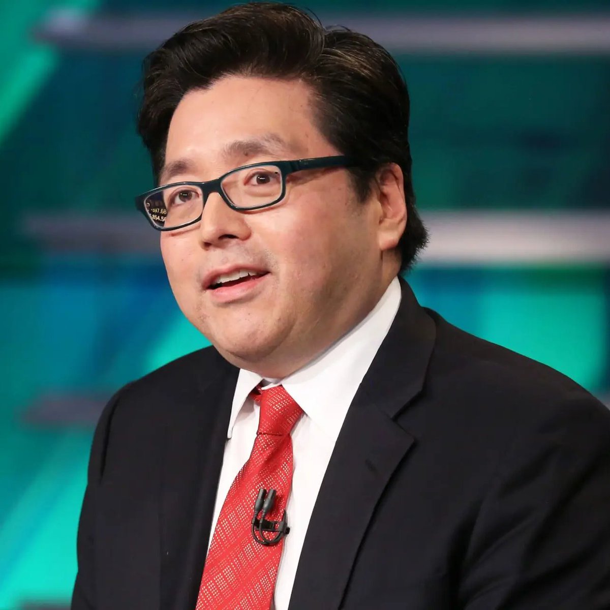 ByCoinvo's tweet image. MASSIVE:

🇺🇸 TOM LEE SAYS WALL STREET HAS CHOSEN ETHEREUM TO BUILD THEIR ENTIRE INFRASTRUCTURE!