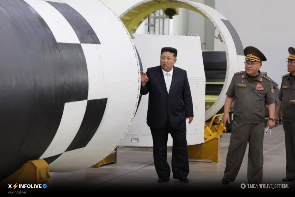 xinfolive's tweet image. [#Coree/#RPDC]
⚡️🇰🇵 En RPDC, un nouveau moteur à propergol solide a été fabriqué, qui sera utilisé pour la nouvelle génération de missile intercontinental « Hwasong-20 ». C'est ce qu'annonce le KCNA.