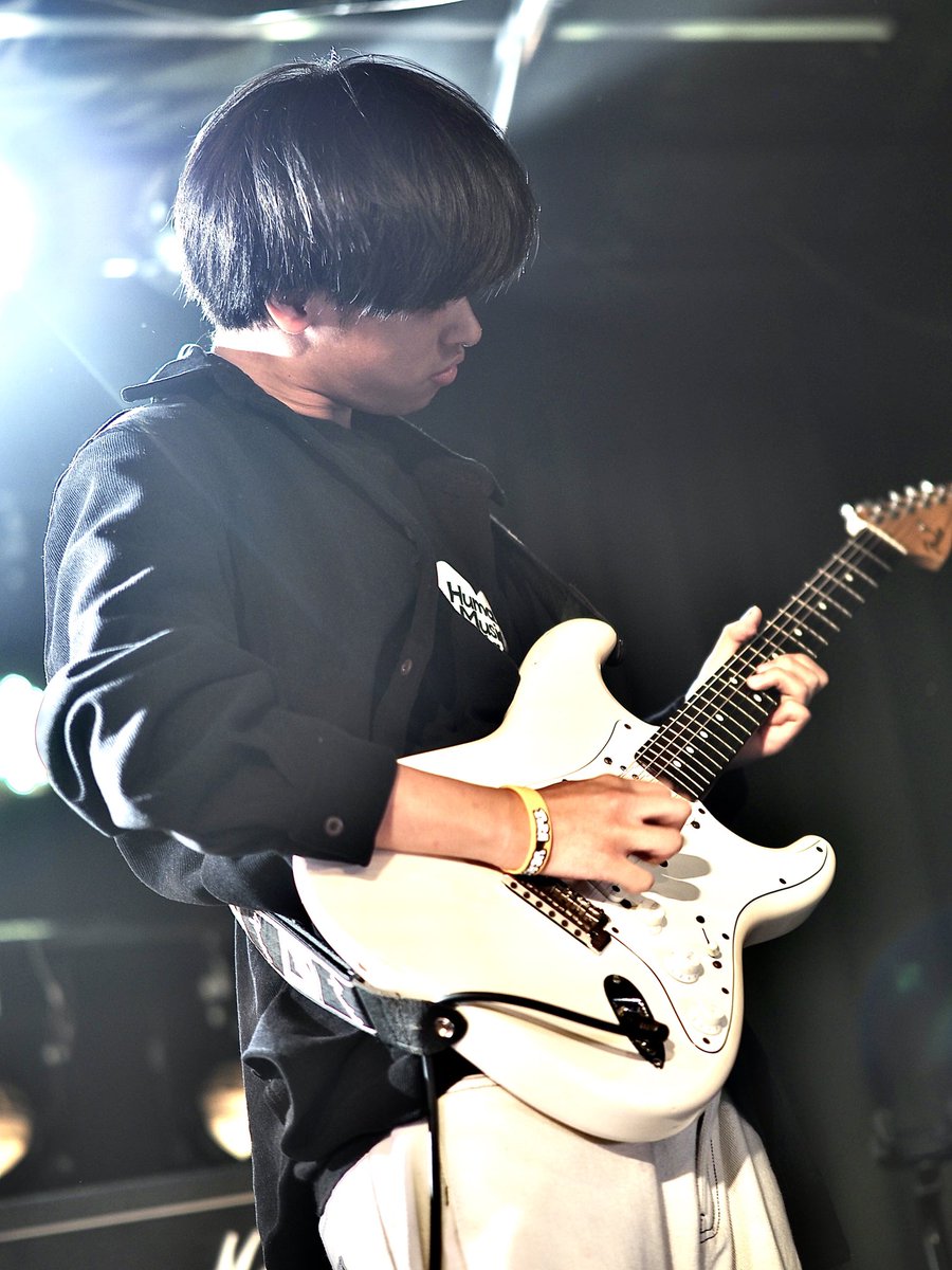 Syzygy (@syzygyband519) on Twitter photo 𖤐 LIVE PHOTO 𖤐 ̖́-
2025.09.01(月) 📍BEYOND
"NICE SHOT"
虎ト卯の解散の日ということで、
メンバー全員でラバーバンドをつけて挑みました🔥
お越しいただいた皆様、ありがとうございました⭐️
📸 <a href="/18kazuy/">カズ中西・カメラマンでyoutuber(YPP登録)!</a>
#ライブ #ライブ写真 #Syzygy #syzygy 𖤐 LIVE PHOTO 𖤐 ̖́-
2025.09.01(月) 📍BEYOND
"NICE SHOT"
虎ト卯の解散の日ということで、
メンバー全員でラバーバンドをつけて挑みました🔥
お越しいただいた皆様、ありがとうございました⭐️
📸 <a href="/18kazuy/">カズ中西・カメラマンでyoutuber(YPP登録)!</a>
#ライブ #ライブ写真 #Syzygy #syzygy