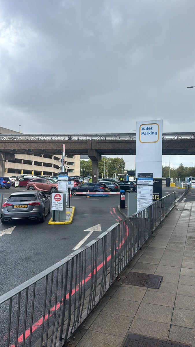 Ian Black tweet media