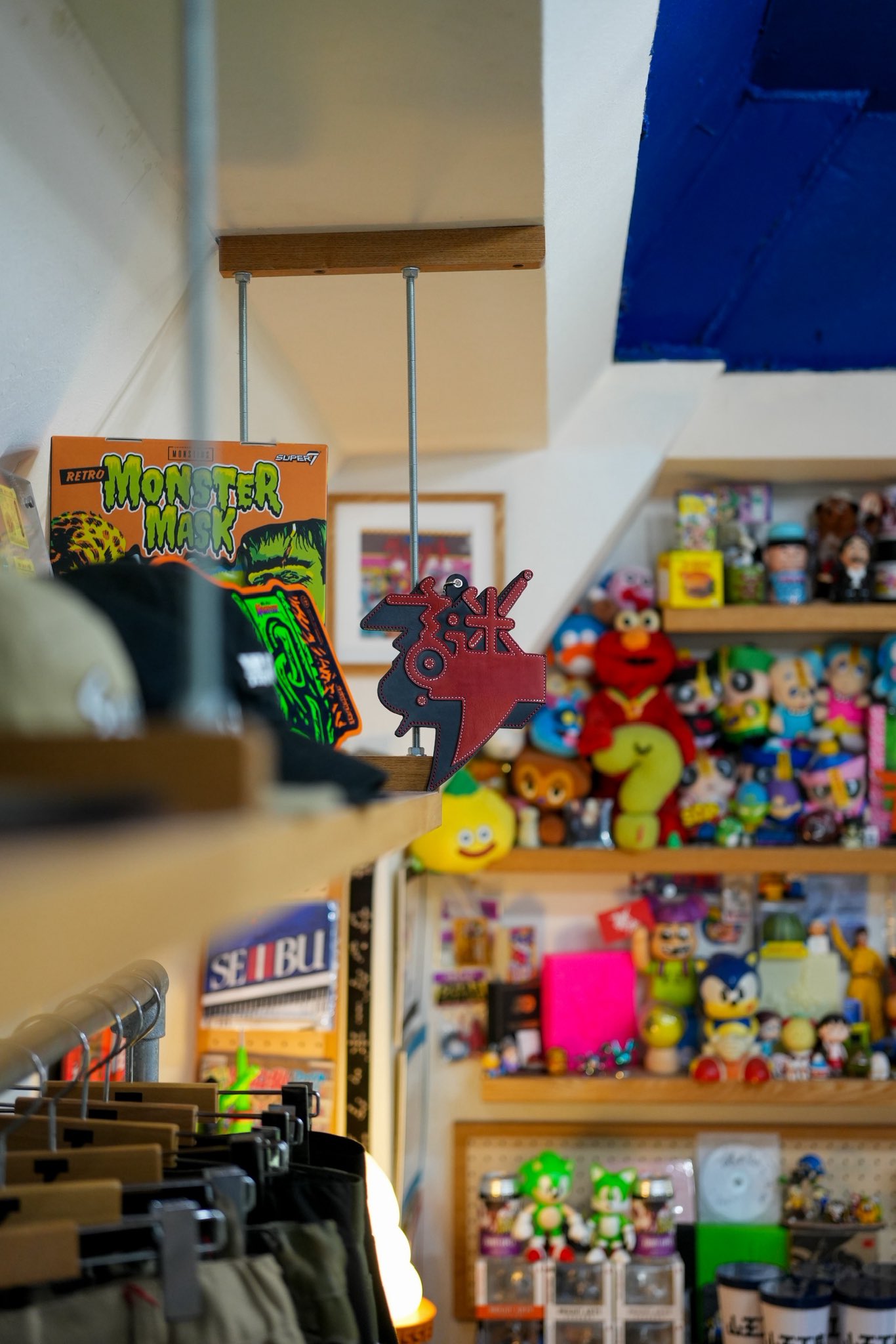 ナゾリス　ソフビ　謎の店　サンダーボックス　thunderbox Amazon | 謎の店 NAZOLITH ナゾリス THUNDERBOX サンダー