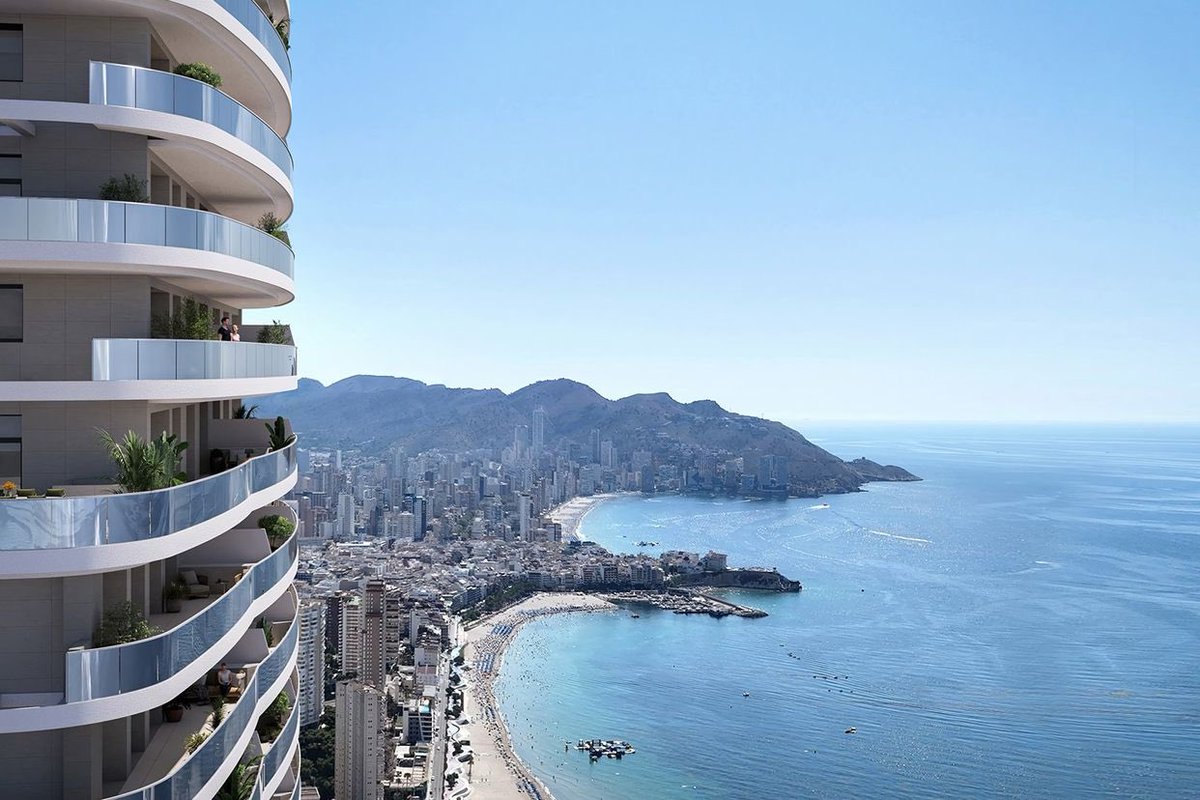 Benidorm aims upmarket with Spain's tallest residential tower. thetimes.com/article/facdd5…
