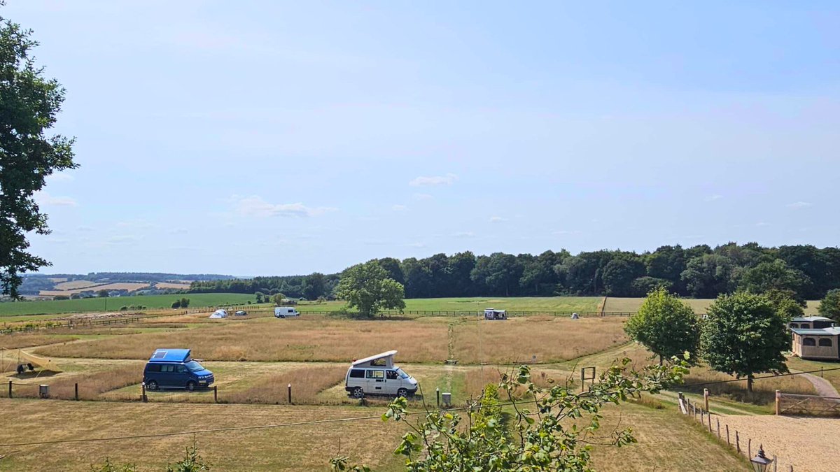 Today we're excited to share the news about a new Tranquil Park!🤗

Welcome to Two Hoots Glamping, Caravan Park &amp; Campsite near Winchester in Hampshire! 

🦉Overlooking the South Downs, it's all about the views, tranquility and wildlife. (Sorry no dogs.) 

tranquilparks.co.uk/parks/two-hoot…