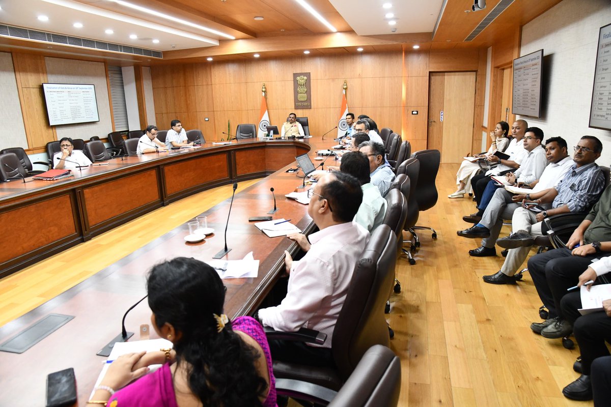 CSAssam_'s tweet photo. Reviewed the preparations of the Health & Family Welfare Department on the upcoming LAC-wise Mega Health Camps, to be organised across the State from 18th September 2025 as part of Seva-hi-Samarpan – Seva Saptah.

The camps will focus on the screening, referral and treatment of children and adolescents up to 18 years of age, with special attention to a wide range of identified health conditions. Each camp will be supported by specialist doctors, medical staff and volunteers to ensure comprehensive care and timely follow-up.

The initiative will be implemented with inter-departmental coordination, adequate mobilisation of beneficiaries, and proper arrangements for logistics, medicines and transportation. Awareness and documentation activities will also be undertaken to ensure wider outreach.

The Mega Health Camps mark a significant step towards strengthening healthcare delivery and reaffirm the Government’s commitment to ensuring accessible and quality health services for all.

@himantabiswa 
@CMOfficeAssam 
@nhm_assam
