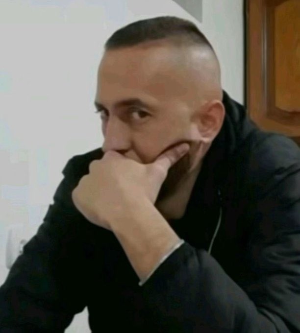 freshwinepapi's tweet image. Eats liver, doesnt like buns. #patterns