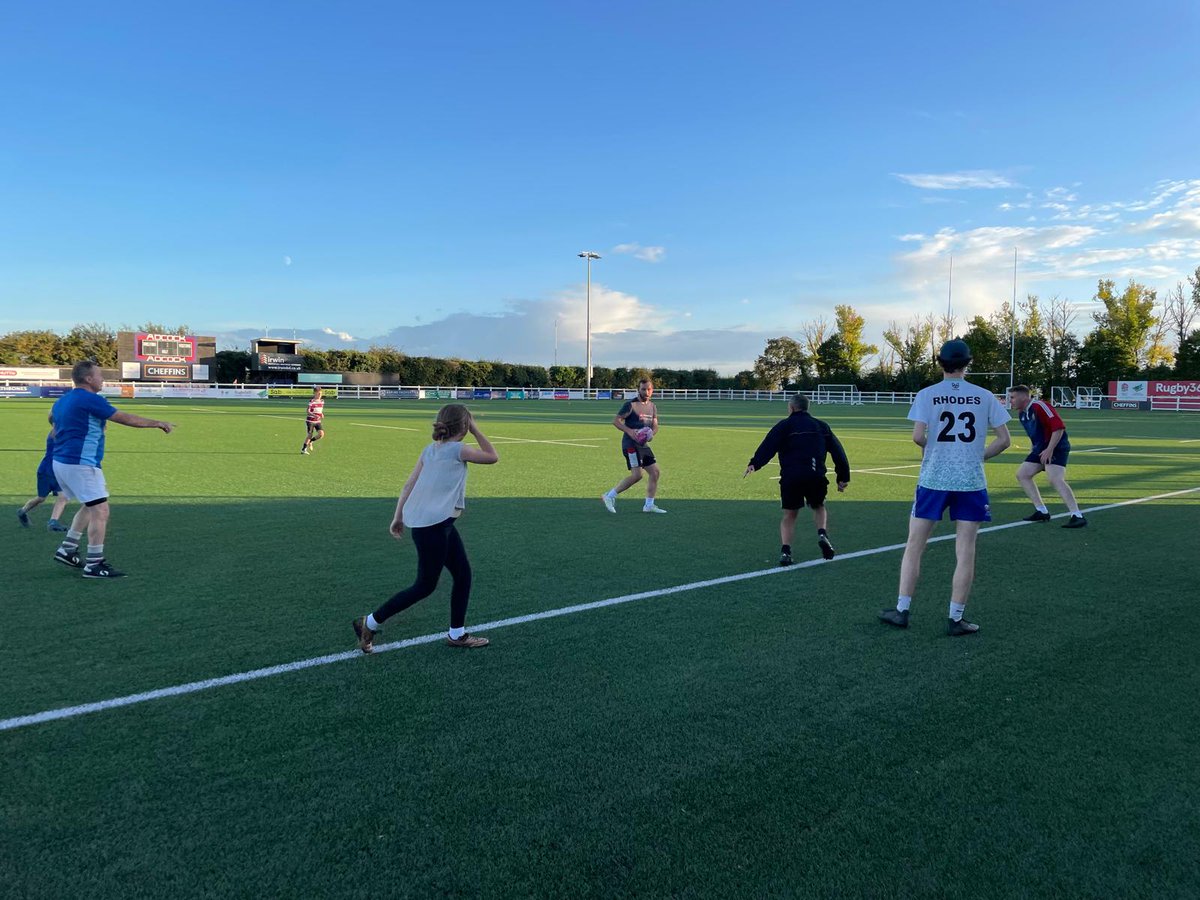 🎉 Family &amp; Junior Touch is BACK! 🎉

🦚 Mondays 6–7:30pm
📍 Shelford Rugby Club
🙌 FREE &amp; open to ALL ages!
In partnership with @CambridgeTouch 🏉
Come join the Peacocks for some rugby fun 💜
#PeacocksRugby #TouchRugby #RugbyForAll