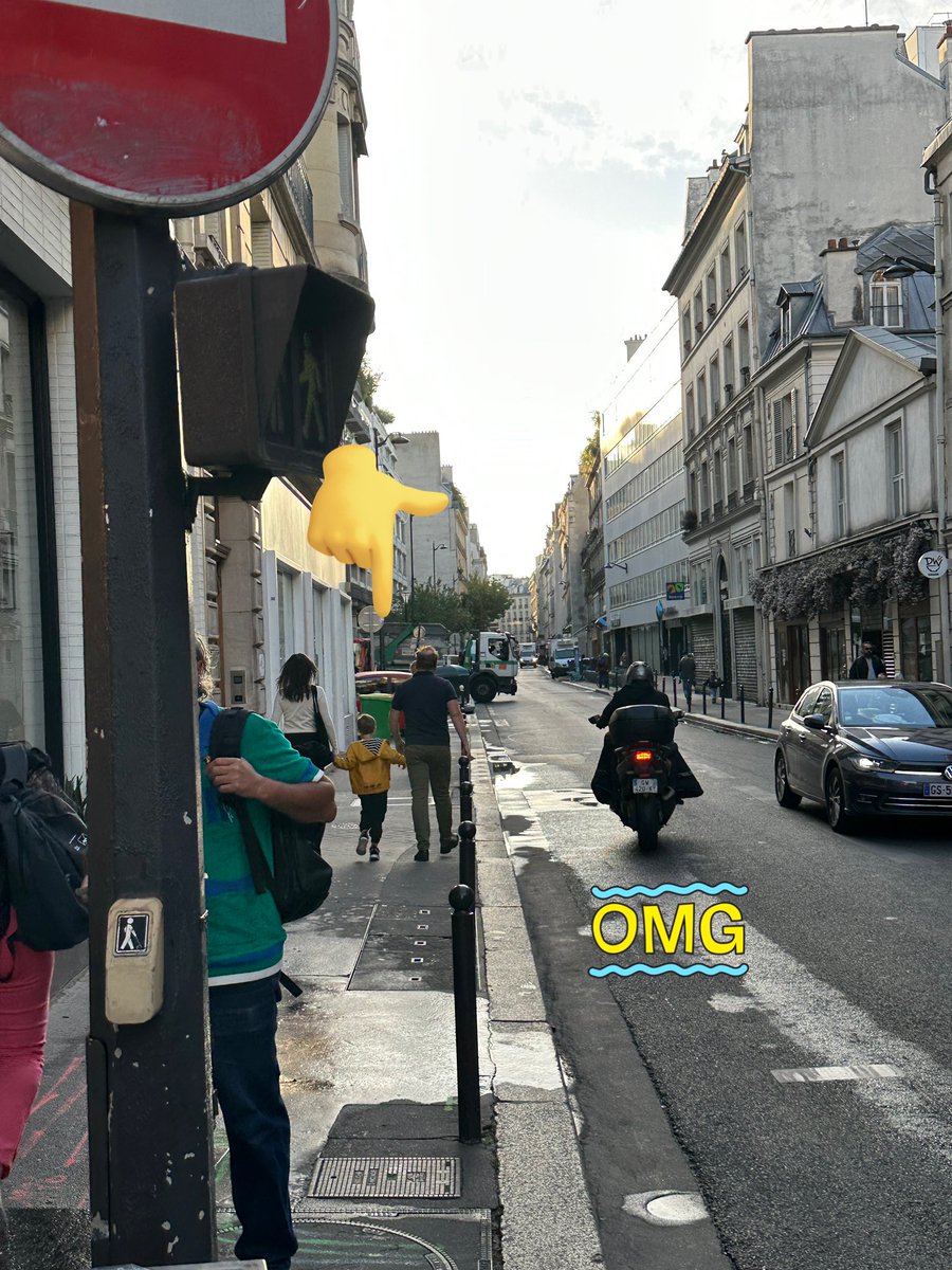 Collectif Riverains Paradis (@river1paradis) on Twitter photo Bjr <a href="/ACORDEBARD/">Alexandra Cordebard</a>
Votre collège de Paris Centre arrive à mobiliser <a href="/PMdeParis/">Police Municipale de Paris</a> pour faire des marquages au sol de terrasses.
Possible de les mandater pour assurer la sécurité des enfants de #Paris10 sur le chemin des écoles du quartier ⁉️
C’est hélas fréquent
🙏
<a href="/algrain_paris10/">Algrain Eric</a> Bjr <a href="/ACORDEBARD/">Alexandra Cordebard</a>
Votre collège de Paris Centre arrive à mobiliser <a href="/PMdeParis/">Police Municipale de Paris</a> pour faire des marquages au sol de terrasses.
Possible de les mandater pour assurer la sécurité des enfants de #Paris10 sur le chemin des écoles du quartier ⁉️
C’est hélas fréquent
🙏
<a href="/algrain_paris10/">Algrain Eric</a>