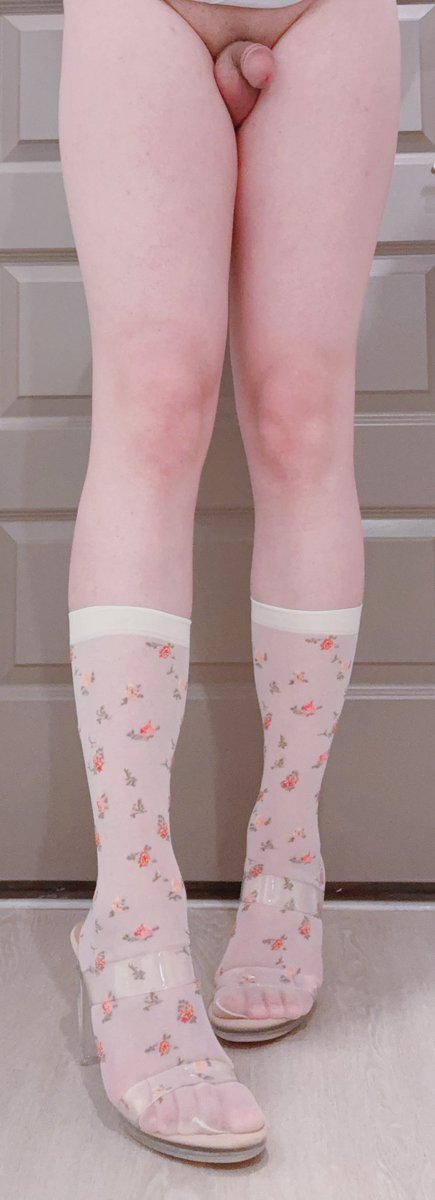 欢迎私信，可以发发你们的大🐔什么的。不要问在哪，不线下🫡
#伪娘 #男の娘 #雌堕 #ladyboy #sissy #女装 #ts #femboy