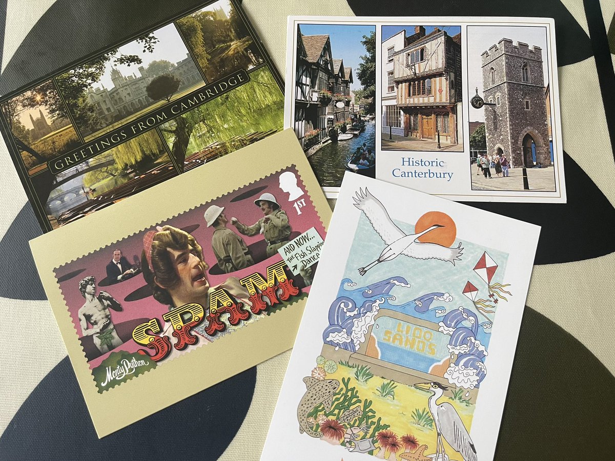 Good morning, Happy #PostcardTuesday 📮 Received this week, still choosing outgoing 🤔 Will get back to you later 😊📮 #PostcardDrop2025