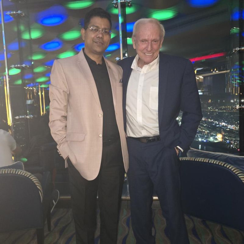 ankitjain_201's tweet image. Last week, a founder told me  “Sales are happening, but I have no idea where the money goes.”

Real issue? No budget. No clarity.

In 45 mins, we fixed the leaks &amp;amp; gave his business financial direction.

Read the full story here 👇t.ly/VA5iz

#SemiconIndia2025 #yks25