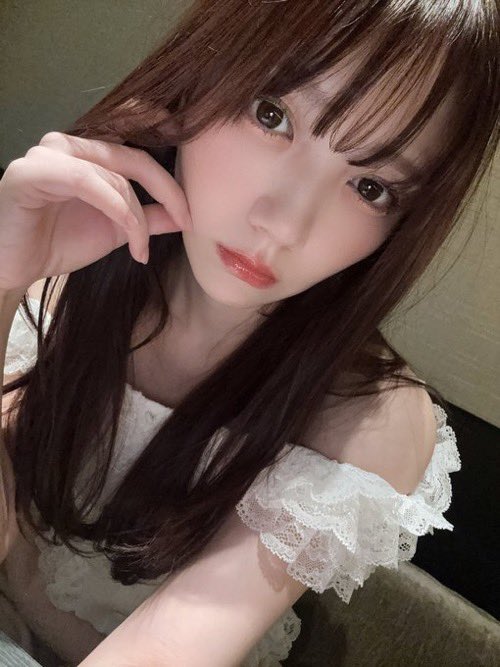 フォローたくさんの方がありがとうございます♡

dmお返事いけてない方はごめんなさいっ♡
みなさんの媚び可愛いですよ♡
#なりきり　#イメプ
#R18なりきりさんと繋がりたい