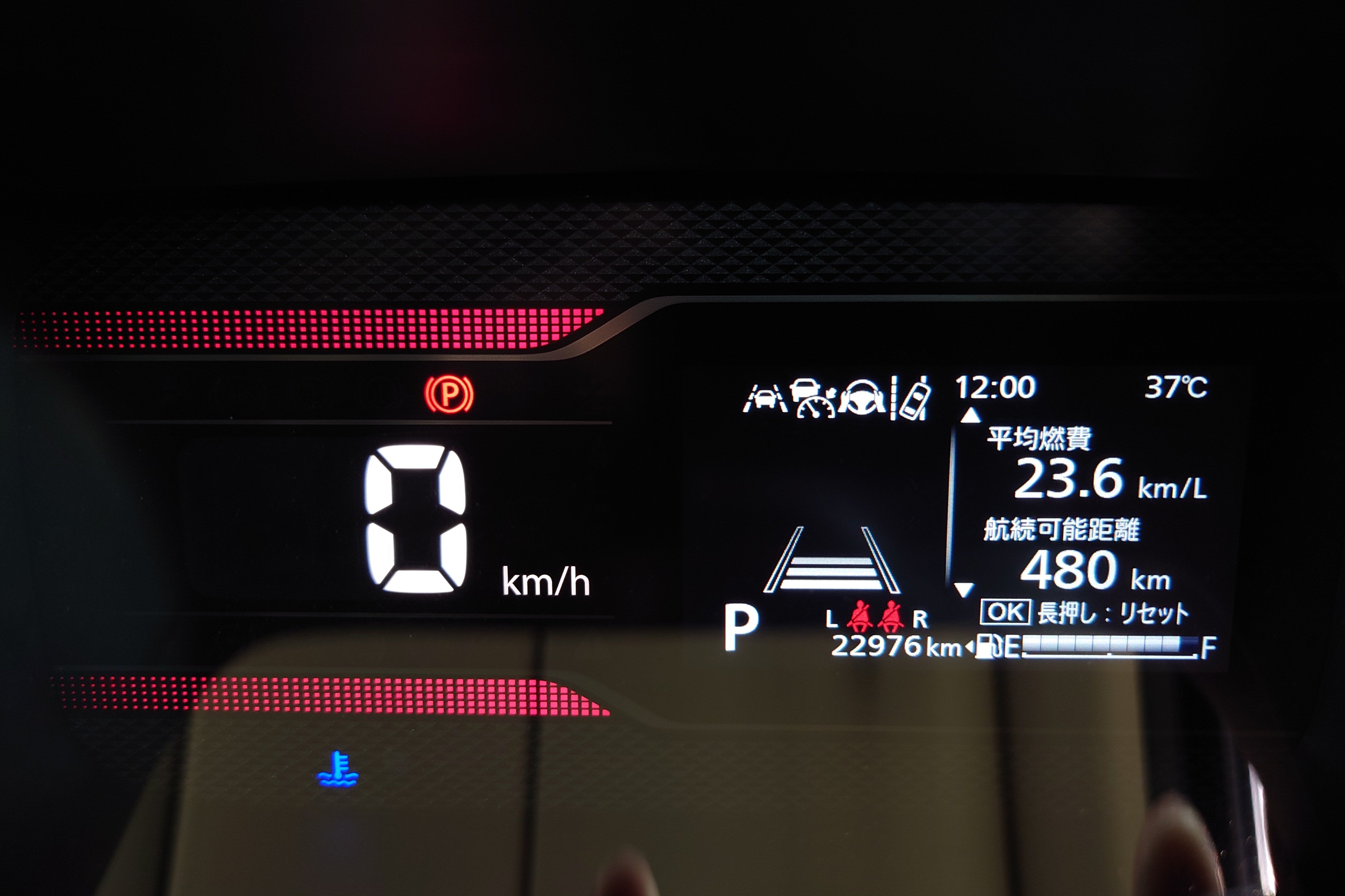 【普通のアケコン】Premium Edition 漆黒のブラック/OLED搭載 普通のアケコンSE/レバーレス】漆黒のブラック🐦‍⬛/OLED搭載