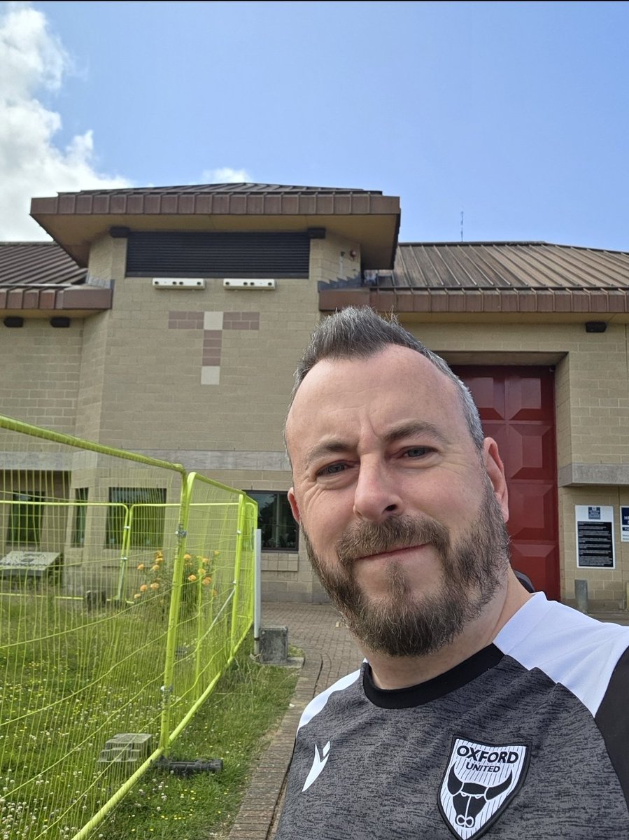 I'm starting a new project at <a href="/HMPBullingdon/">HMPBullingdon</a> today, delivering a 5 week football programme for inmates, that culminates in a game against a coaches team.

I've been looking forward to getting it started, it's experiences like this that challenge and excite me as a coach.