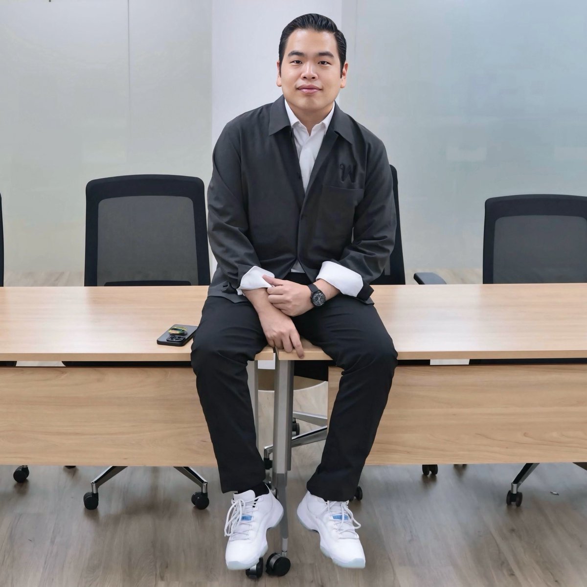 Payu Update | วันนี้มาประชุมพรรคประจำสัปดาห์ ณ ที่ทำการพรรคเพื่อไทยครับ 📑 #พายุเนื่องจำนงค์ #สตอมมี่ #เพื่อไทย