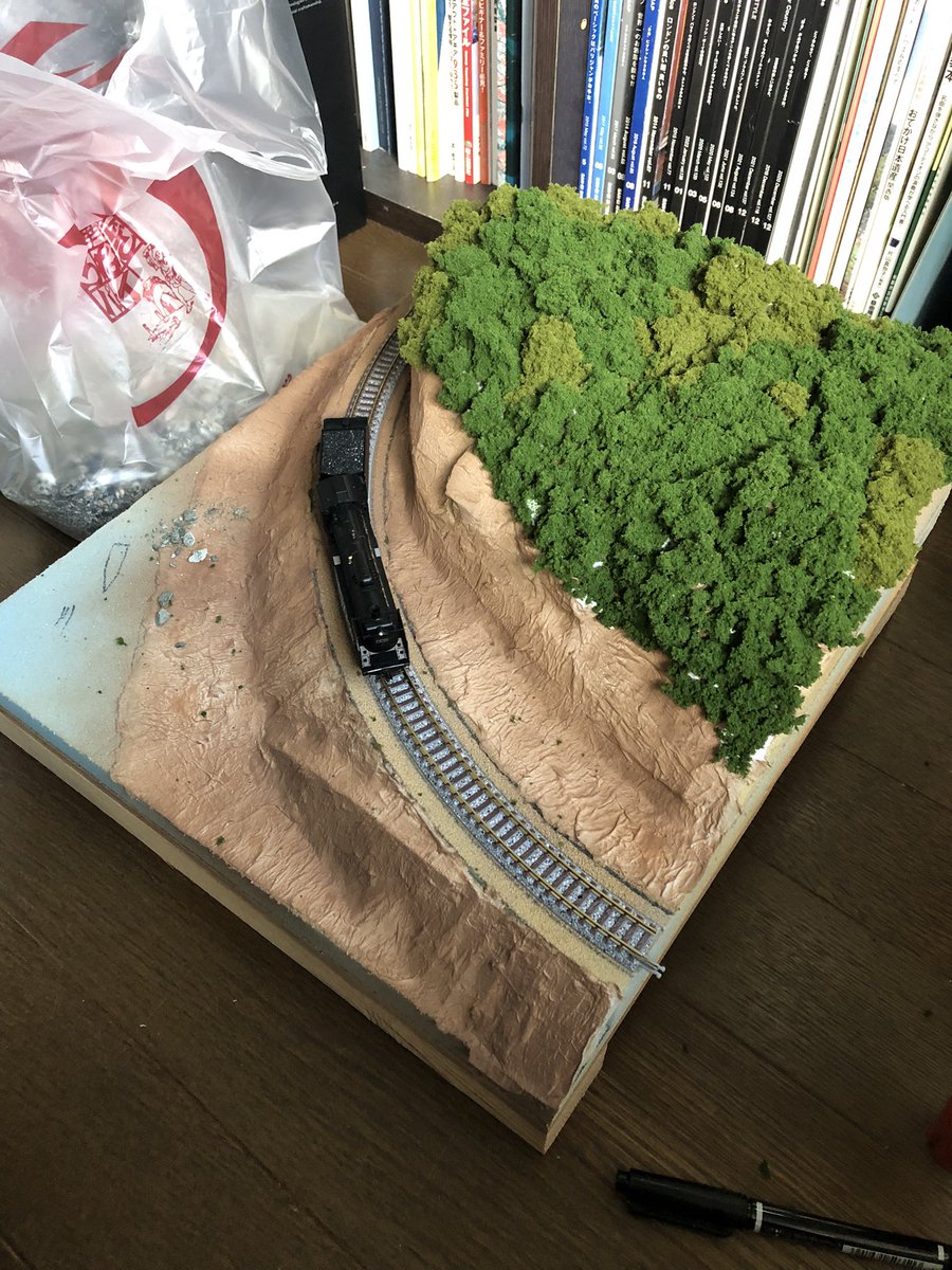 森の木々を植林