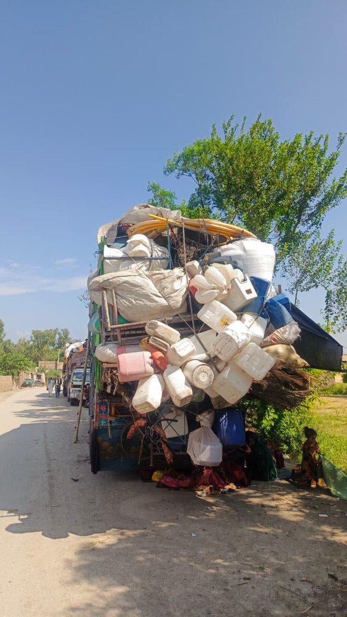 Philippa Candler فىلىبا كاندلىر (@philippaunhcr) on Twitter photo Condolences to the people of 🇦🇫 who have been so terribly impacted by the earthquake yesterday. Adding <a href="/UNHCRPakistan/">UNHCR Pakistan</a> ‘s voice to the calls to <a href="/GovtofPakistan/">Government of Pakistan</a> to extend the grace period for returns from 🇵🇰 .It’s the humanitarian thing to do. Condolences to the people of 🇦🇫 who have been so terribly impacted by the earthquake yesterday. Adding <a href="/UNHCRPakistan/">UNHCR Pakistan</a> ‘s voice to the calls to <a href="/GovtofPakistan/">Government of Pakistan</a> to extend the grace period for returns from 🇵🇰 .It’s the humanitarian thing to do.