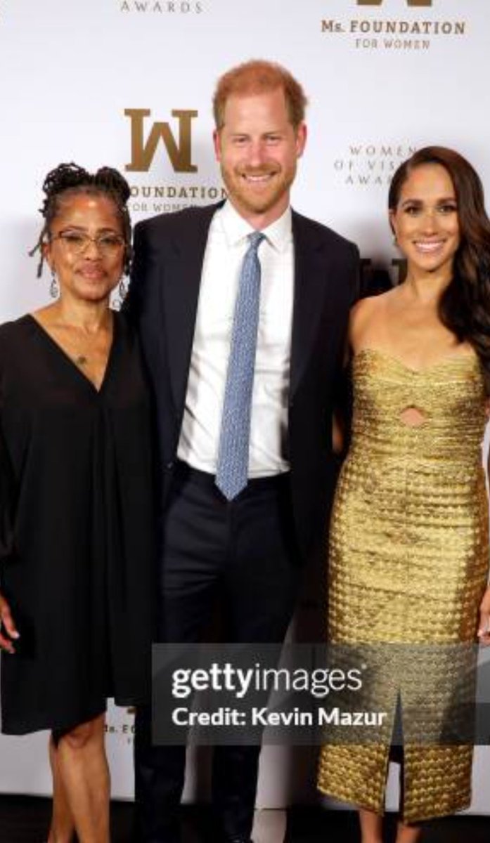 Happy Birthday Doria, I'm sure you'll be spoilt today with all the hugs and kisses from your grandbabies 🎂🎁🎈🎉❤️