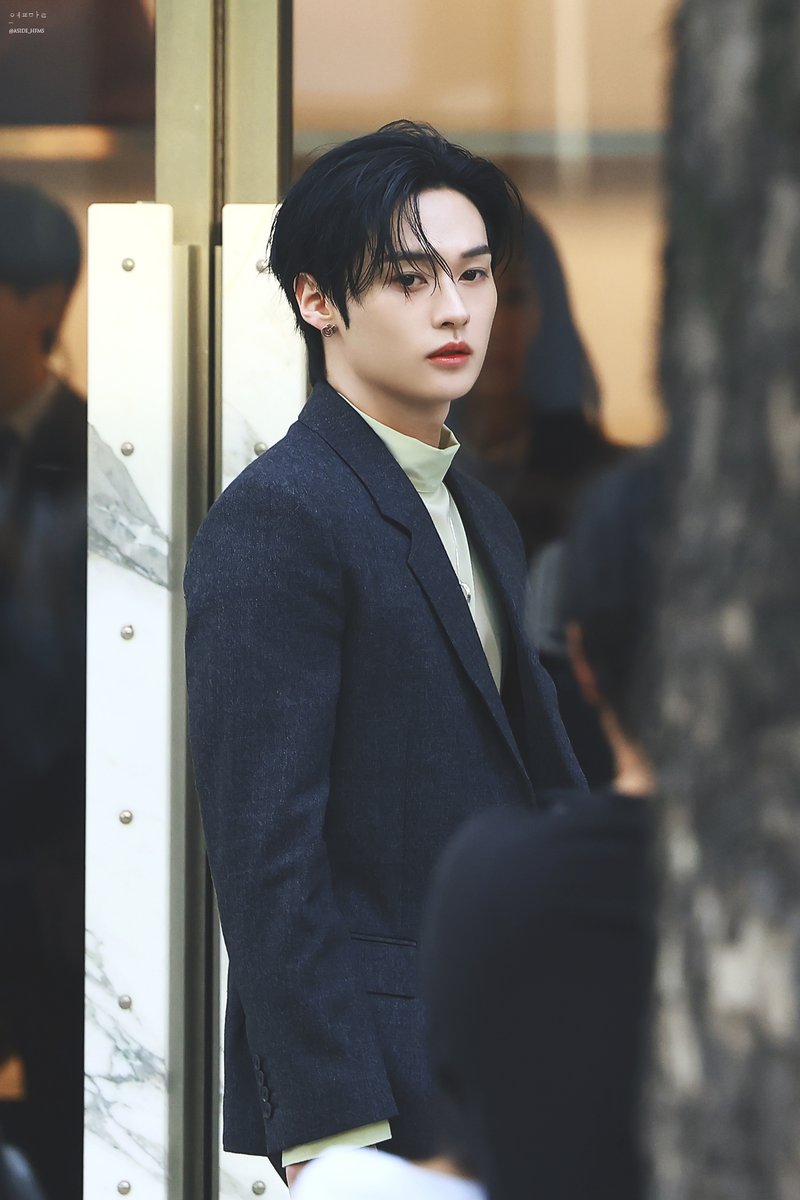 250902 HQ
나 죽으면 오늘 날짜를 쓸 것