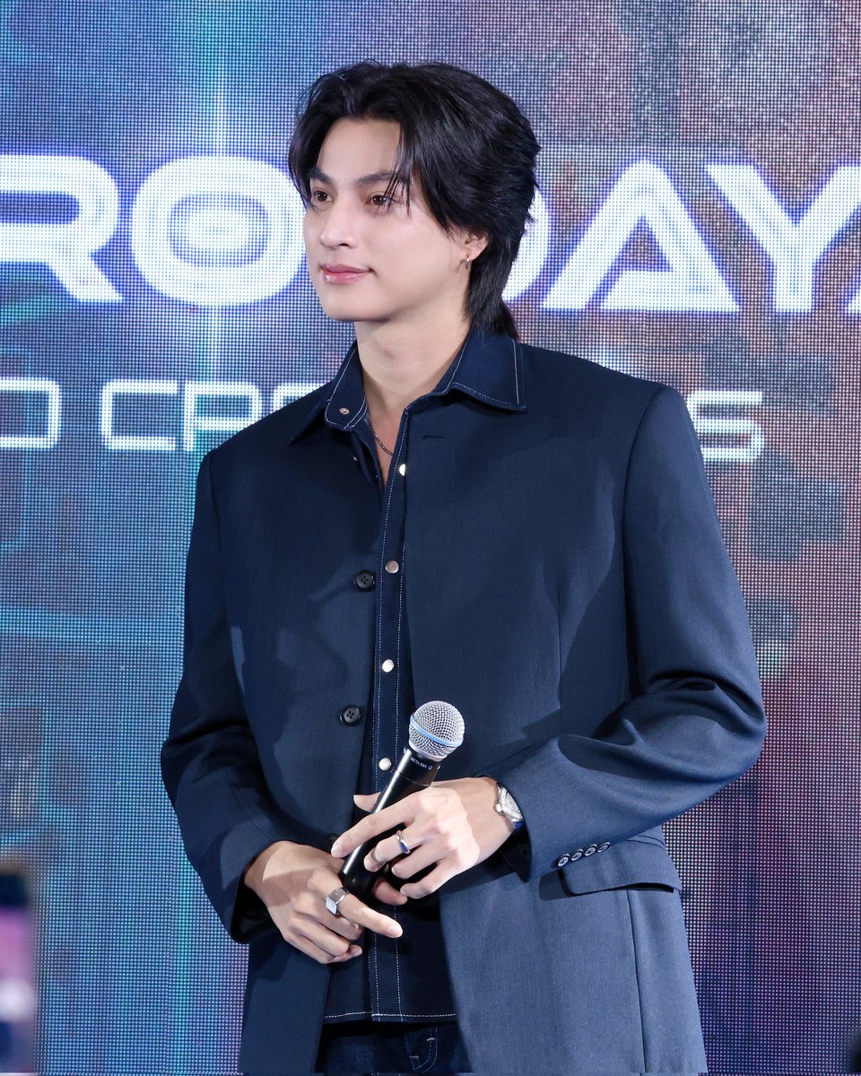 Gulfkanawutofc's tweet photo. 27.08.68 กลัฟ คณาวุฒิ เข้าร่วมงาน "BIG Camera BIG Pro Days" ครั้งที่ 19 📸

#BIGCAMERAXGulfkanawut
#BIGPRODAYS19XGulf #BIGCAMERA 
#BIGCAMERABigProDays
#GulfKanawut @gulfkanawut https://t.co/TaVlDIQutx