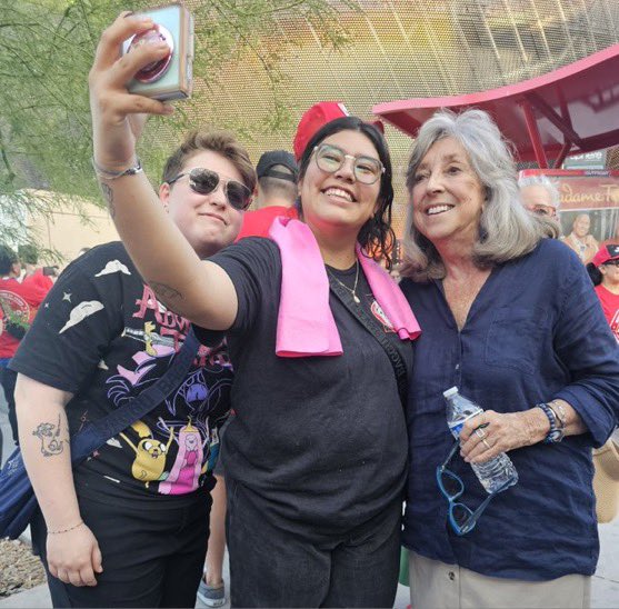 Dina Titus tweet media