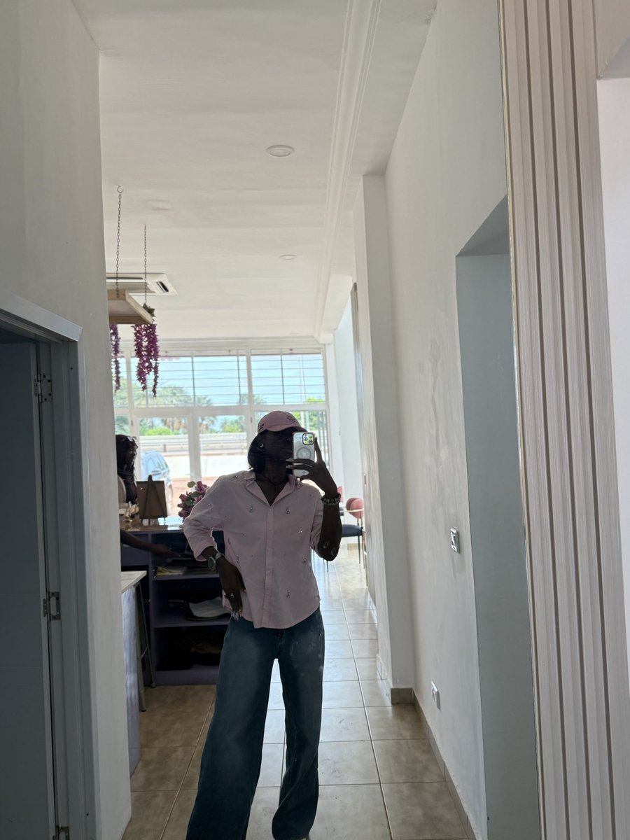 flygirldrea1's tweet photo. Im so coolllll you guys 🥹 https://t.co/yQH1RR8EzF