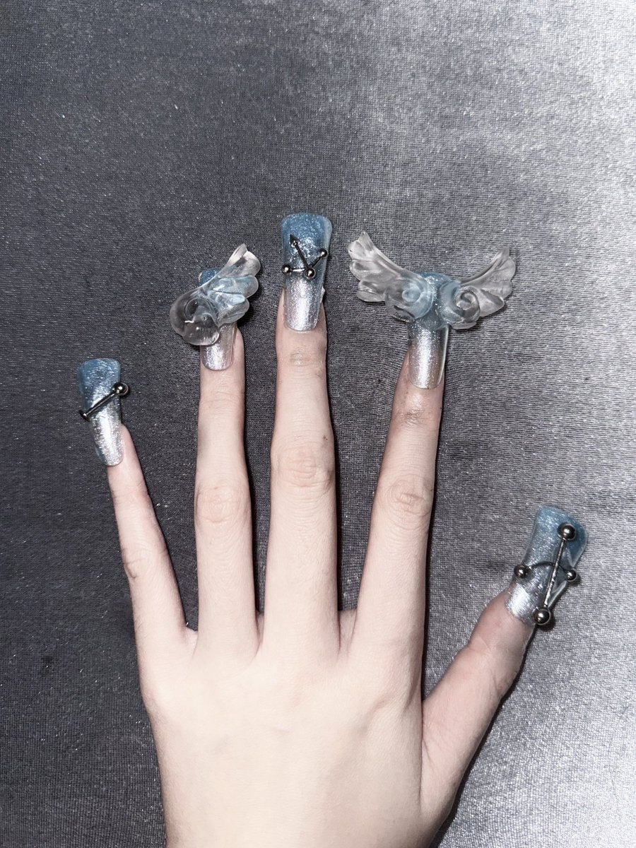 yingli_22's tweet photo. ༒ 3D printed Press-On Nails ༒ 

3Dプリンターで作ったネイルチップ

9/6,7 藝祭アートマーケットで販売します❤︎

#藝祭2025 #藝祭アトマ https://t.co/njfo1CDoQu