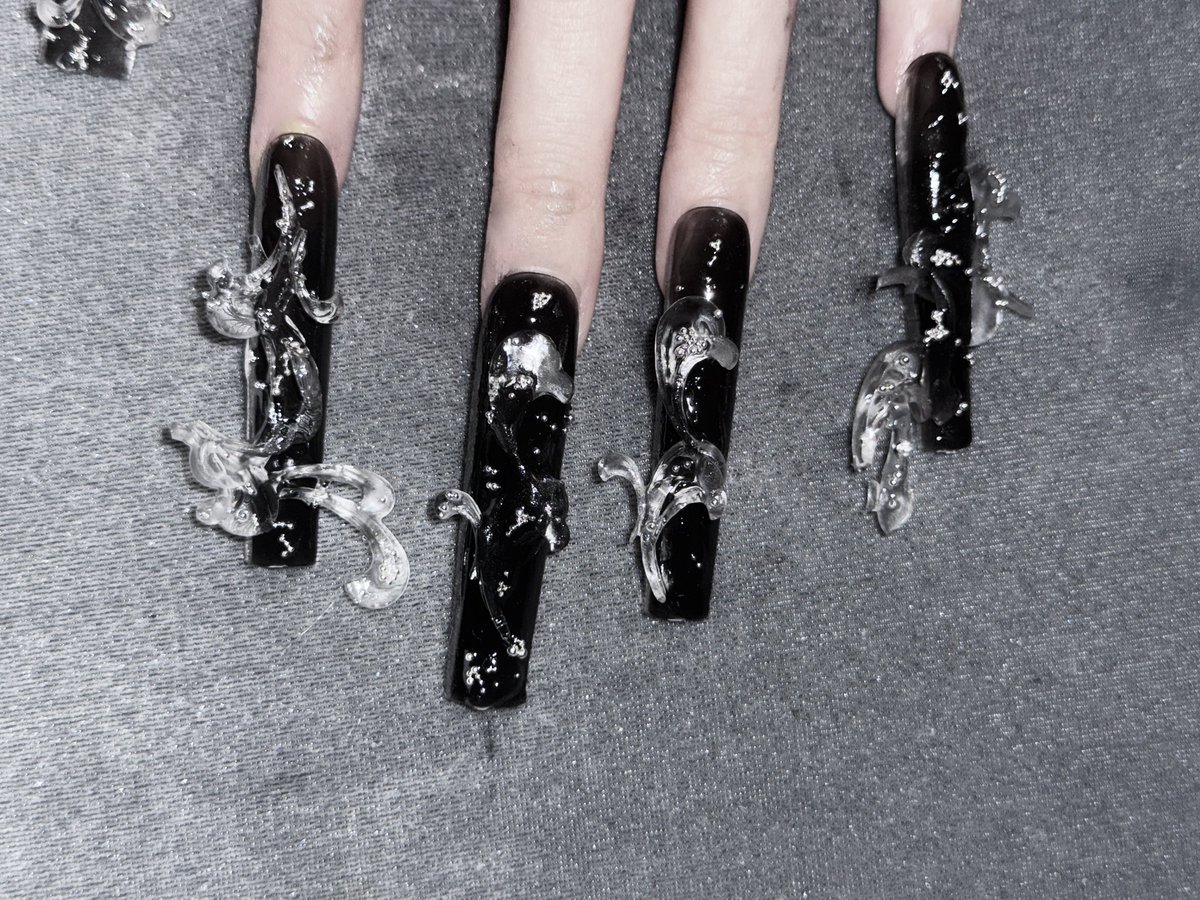 yingli_22's tweet photo. ༒ 3D printed Press-On Nails ༒ 

3Dプリンターで作ったネイルチップ

9/6,7 藝祭アートマーケットで販売します❤︎

#藝祭2025 #藝祭アトマ https://t.co/njfo1CDoQu