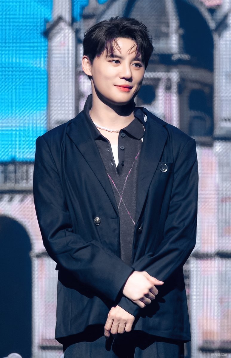 [보정] 김준수 XIA 2025 JAPAN FAN CONCERT ’𝗝𝗼𝘂𝗿𝗻𝗲𝘆 𝘁𝗼 𝗬𝗼𝘂‘🧳

🔗blog.kakaocdn.net/dna/cThfhs/bts…
🔗blog.kakaocdn.net/dna/dwGqgk/bts…

#김준수 #KIMJUNSU #XIA 
#XIA준수 #ジュンス 
#金俊秀 #Journeytoyou