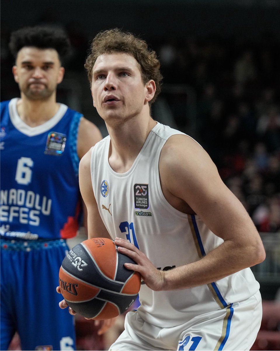 Wishing you a speedy recovery Rokas. Get well soon #ELPlayers #RokasJokubaitis