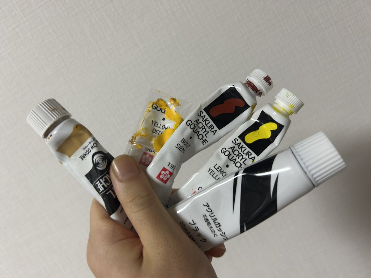 sanomade_'s tweet photo. 使った絵の具は5色！(使用感すごくてすみません💦) https://t.co/Ihuy18Ie14