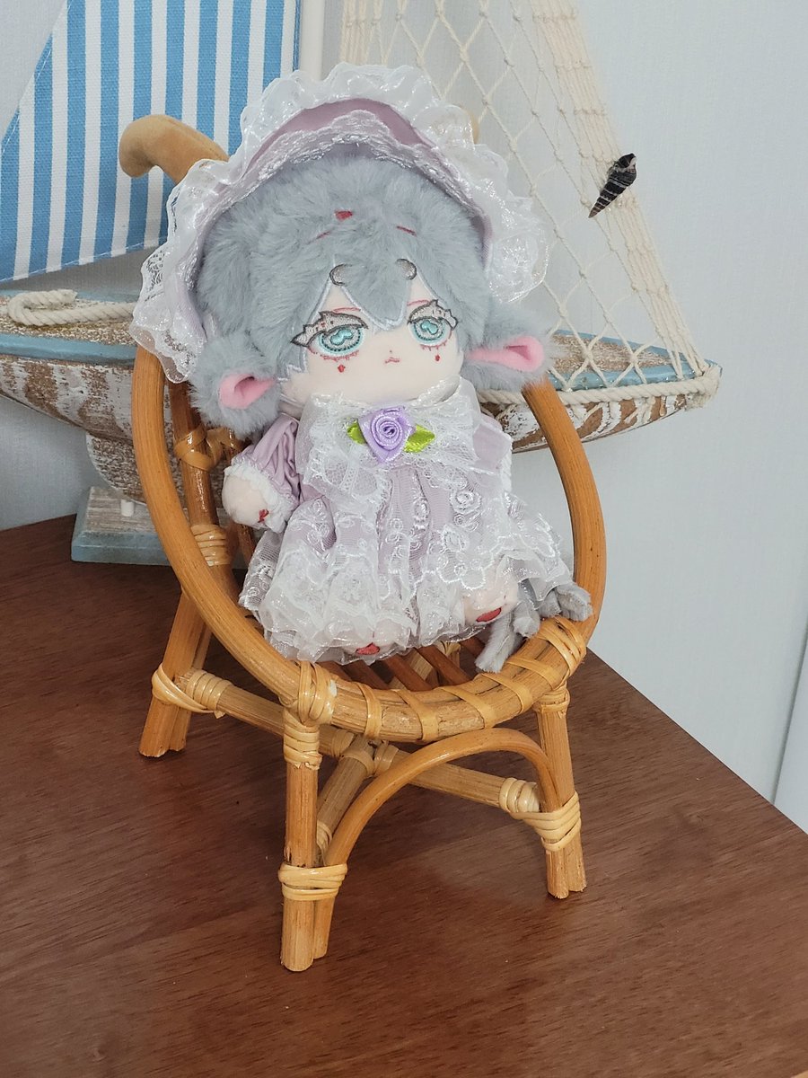 육일~유딩이/10~15깅하는 칭긔들아 ozip.me/3yAaVjU
여기 가면 이런 개쩌는 뱀부체어 판다 

순서대로 미니-유딩-MAF+OB27-육일액션피겨+YMY23-15깅이다 참고해서 손해보지 마시길